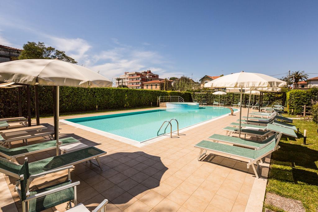 Hotel King Marina di Pietrasanta Eksteriør billede